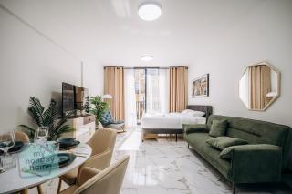 Private Beach Studio-Yacht Club-Work Space-Pool-Gym - 9