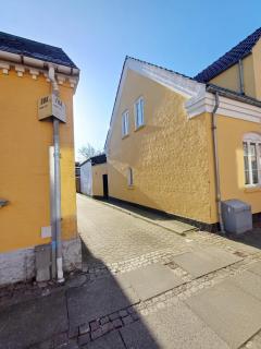 Double room 1 with Free Parking - Nørresundby - 5