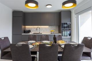 Bezauberndes Apartment 100 Meter zum Sandstrand mit Meerblick, Jacuzzi, BBQ - Medulin - 2