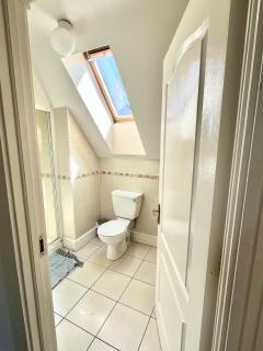 Large 3 bedroom family home - - 3