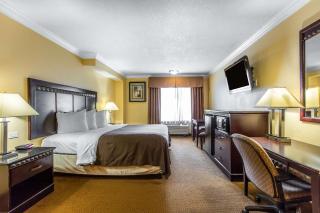 Quality Inn & Suites Bell Gardens-Los Angeles - Bell Gardens - 2
