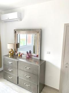 Luxurious spacious 2-bedroom apartment, steps from beach - Punta Cana - 4