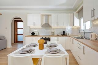 Levante Homes - Lefkimmi - 4
