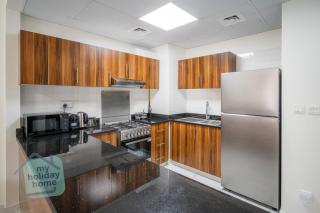 Private Beach 1BR-Yacht Club-Work Space-Pool-Gym - 4