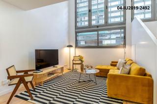 4256 - AB Les Corts BI - Barcelone - 6