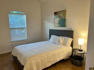 Rockwall Monthly Furnished 3Beds 2Bath 2 Garage and Yard - 6