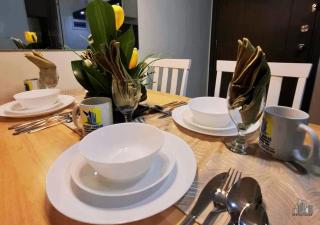Summer Staycation with FREE Pool & Fitness Gym near Airport - B2 4Kunzite - Puerto Princesa - 3