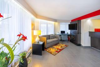 Comfort Inn - 3