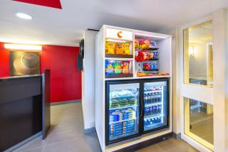 Comfort Inn East - 3