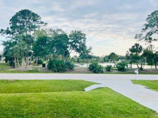 Lakefront getaway - Port Saint Lucie - 2