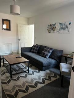 ResiLets - Ground Plessey Road Apt - 6
