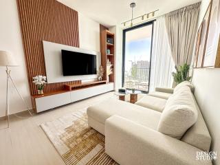 GOLDEN NUMBER by Design Studio - 2