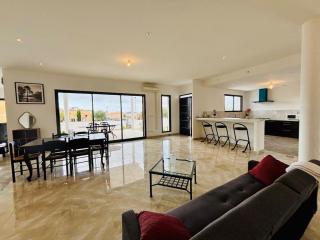 Villa Pour 6pers, 10 min des plages, proche Aéroport Beziers et autoroutes - Villeneuve-lès-Béziers - 6