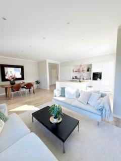 Sonniges Design-Apartment nahe Hamburg - Ruhe, Komfort & kostenloses Parken - Rellingen - 0