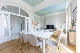 Exceptional Eiffel Tower Gem 4BED 8P in Trocadero - Paris - 4