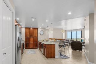 Luxurious High-Rise Haven with Balcony - Condo Cape Escape - Roelens Vacations - Cape Coral - 5
