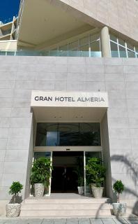 Ohtels Gran Hotel Almeria - Almería - 8