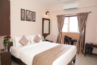 Hotel Grand AVI Near IGI Airport - New Delhi - 5