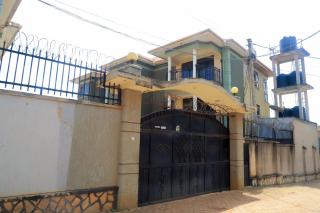 IE Luxury Apartments - Kampala - 8