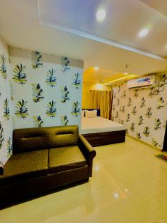 Hotel Diamond inn-Esplanade - Calcutta - 6