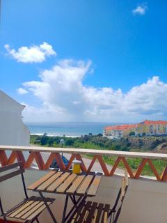 Surf Yoga Ericeira Guest House - Ericeira - 7