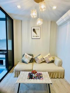 The base Central Pattaya 435 by Numam - 0