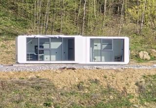 APPLE capsule home with HOT-TUB - - 8