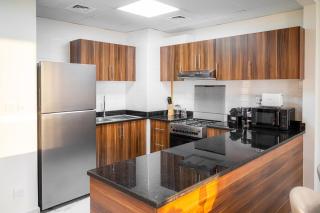 Luxurious living by the Beach - 7