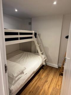 Valletta House Holiday Apartments - Skegness - 6