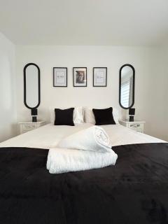 Lytham House Retreat - Free Parking - Marton - 3