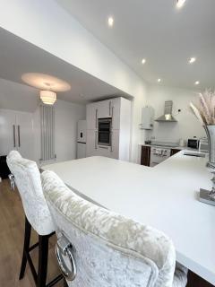 Lytham House Retreat - Free Parking - Marton - 8
