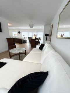 Lytham House Retreat - Free Parking - Marton - 4