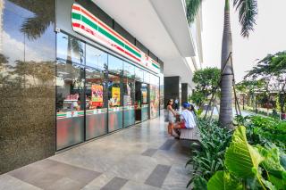 Service Apartment By Me in River Gate building - Ho Chi Minh - 4