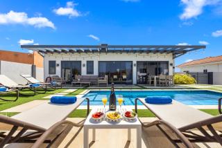 3br - 1 Min To Beach, Pool, Bbq, Prime Location - Palm-Eagle Beach - 4