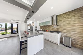 3br - 1 Min To Beach, Pool, Bbq, Prime Location - Palm-Eagle Beach - 6