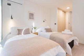 In Front of Araucano Park 2BR2BATH Sleeps 5 - 6