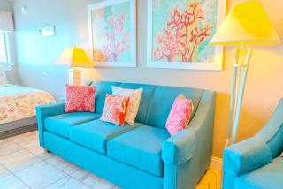 Stunning Studio with Impeccable Oceanfront Views! Beautifully Updated - Palace Resort 1202 - Myrtle Beach - 2