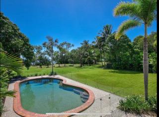 Da White Beachfront House Near Palm Cove - Kewarra Beach - 5