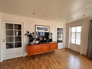 Cozy house with sea view - - 1