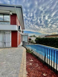 Casa Mall Alto las Condes - Piscina- Aire acondicionado - Santiago - 0