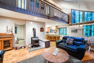 A 2-story, 3-bedroom traditional family ski chalet - Deming - 8