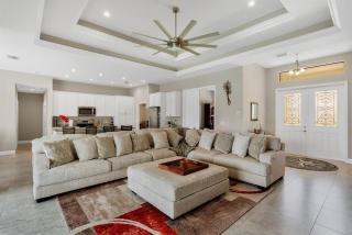 Villa Salty Fins - Beautiful Gulf Access Pool Home - Cape Coral - 7