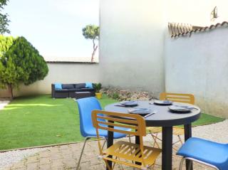 GRAND T2 lumineux avec JARDIN PRIVE - Trets - 7