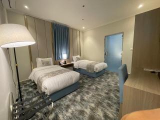 شركة روز الشرق للشقق المخدومة - 0