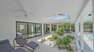 The Windward House - 0