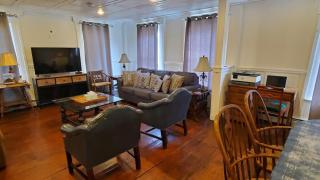 Historical Home with Amenities Nearby - Delaware River, General Store, Post Office, Tavern - Equinunk - 7