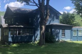 Historical Home with Amenities Nearby - Delaware River, General Store, Post Office, Tavern - Equinunk - 2
