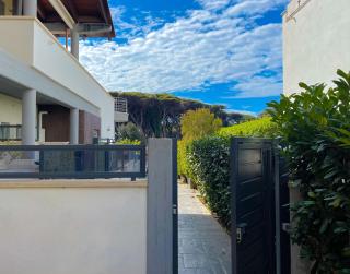 THE SHABBY HOUSE - Charming Seaside Retreat in Central Anzio, Steps from Beach and Train Station - Anzio - 8