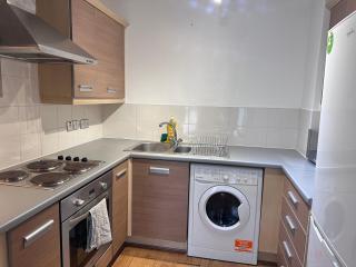 Central 1-Bed Flat near Broad St, NIA and Mailbox - Birmingham - 4