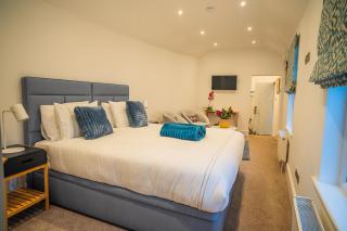 Byttom Hill - Mickleham - 5